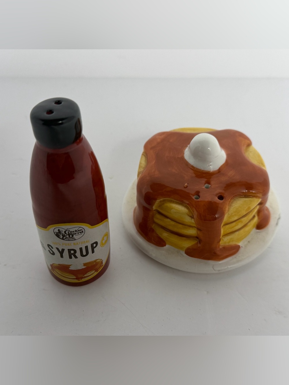 Cracker Barrel Pancake & Syrup Bath Toy Set - Brown, White, Yellow